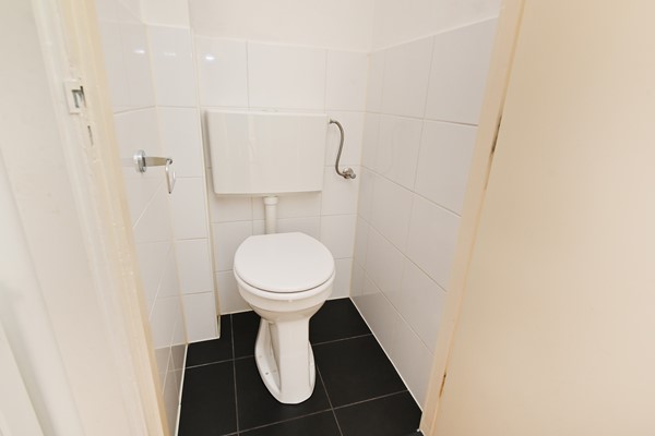 Medium property photo - Naarderstraat 131, 2574 PE Den Haag